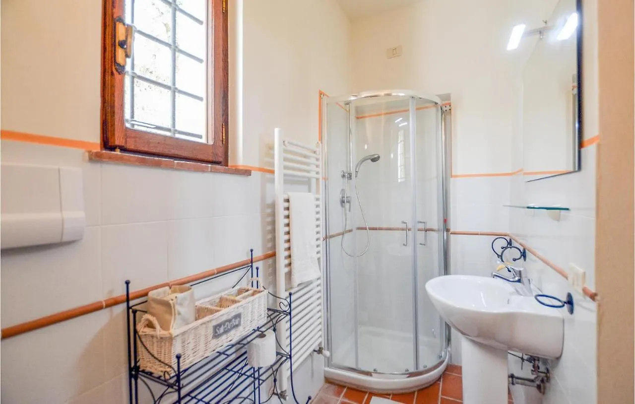 Vakantiehuis Cozy Home In Cortona With Kitchen